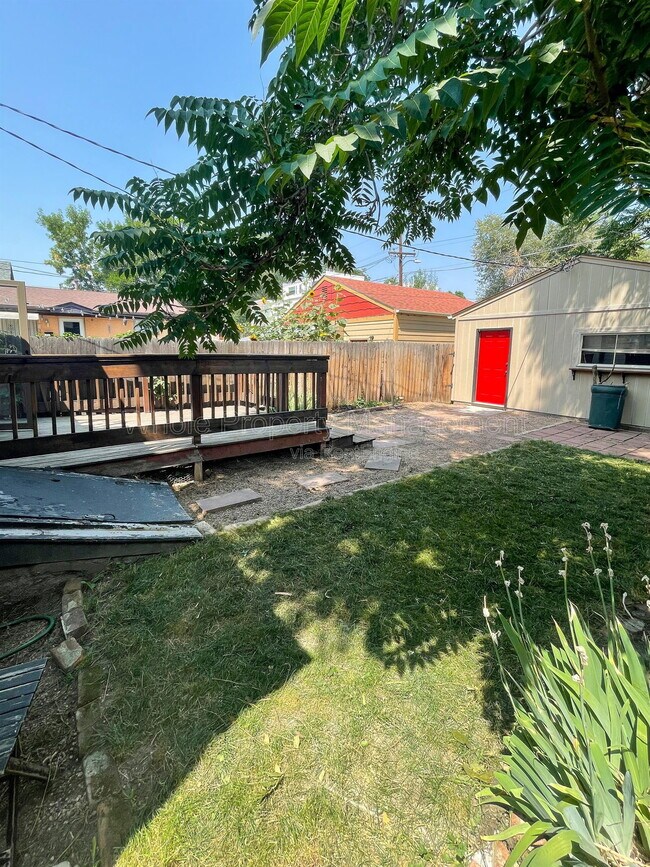 Building Photo - 1733 W 39th Ave