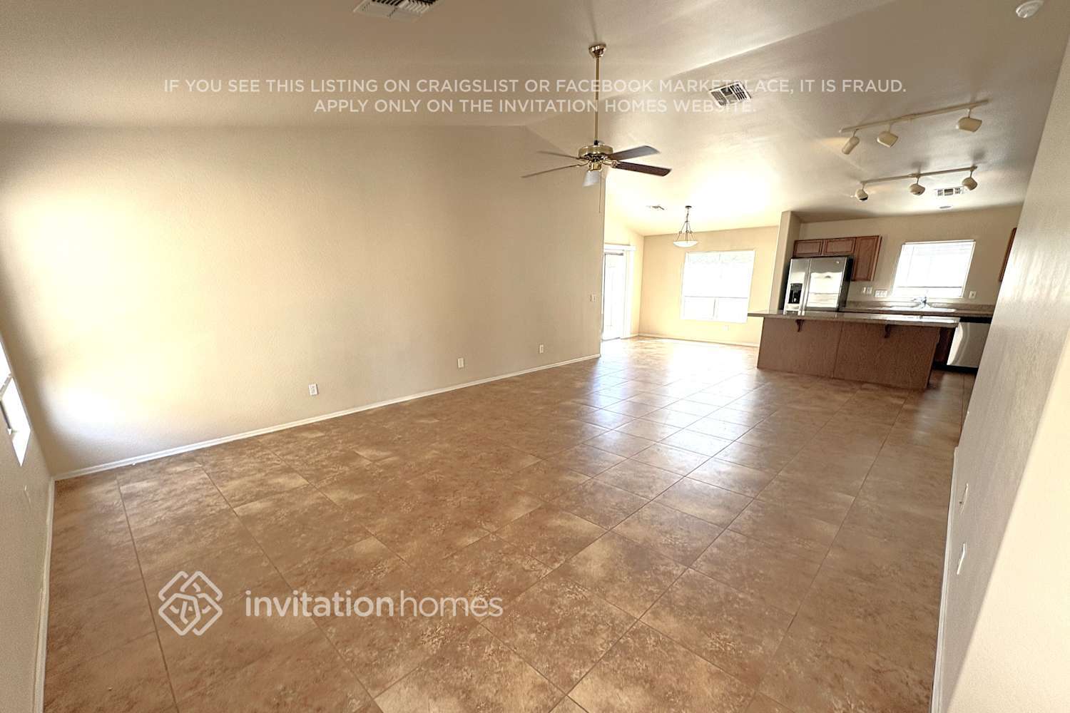 Building Photo - 12742 W Pershing St