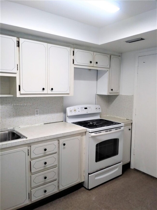 Primary Photo - 2 bedroom in North Miami Beach FL 33165