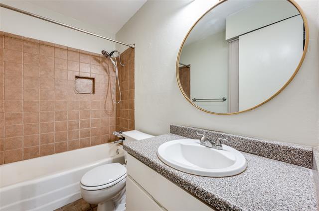 Building Photo - 13815 Stonemoss Dr