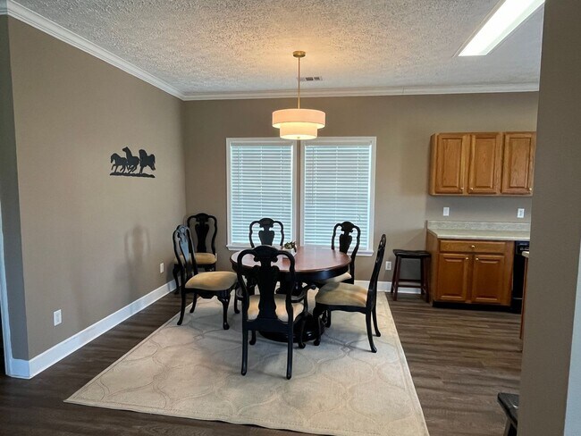 Building Photo - FURNISHED, Horse Farm Dream House