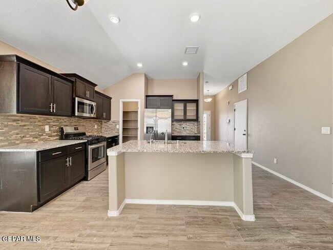 Building Photo - 14824 Tierra Eliana Ave