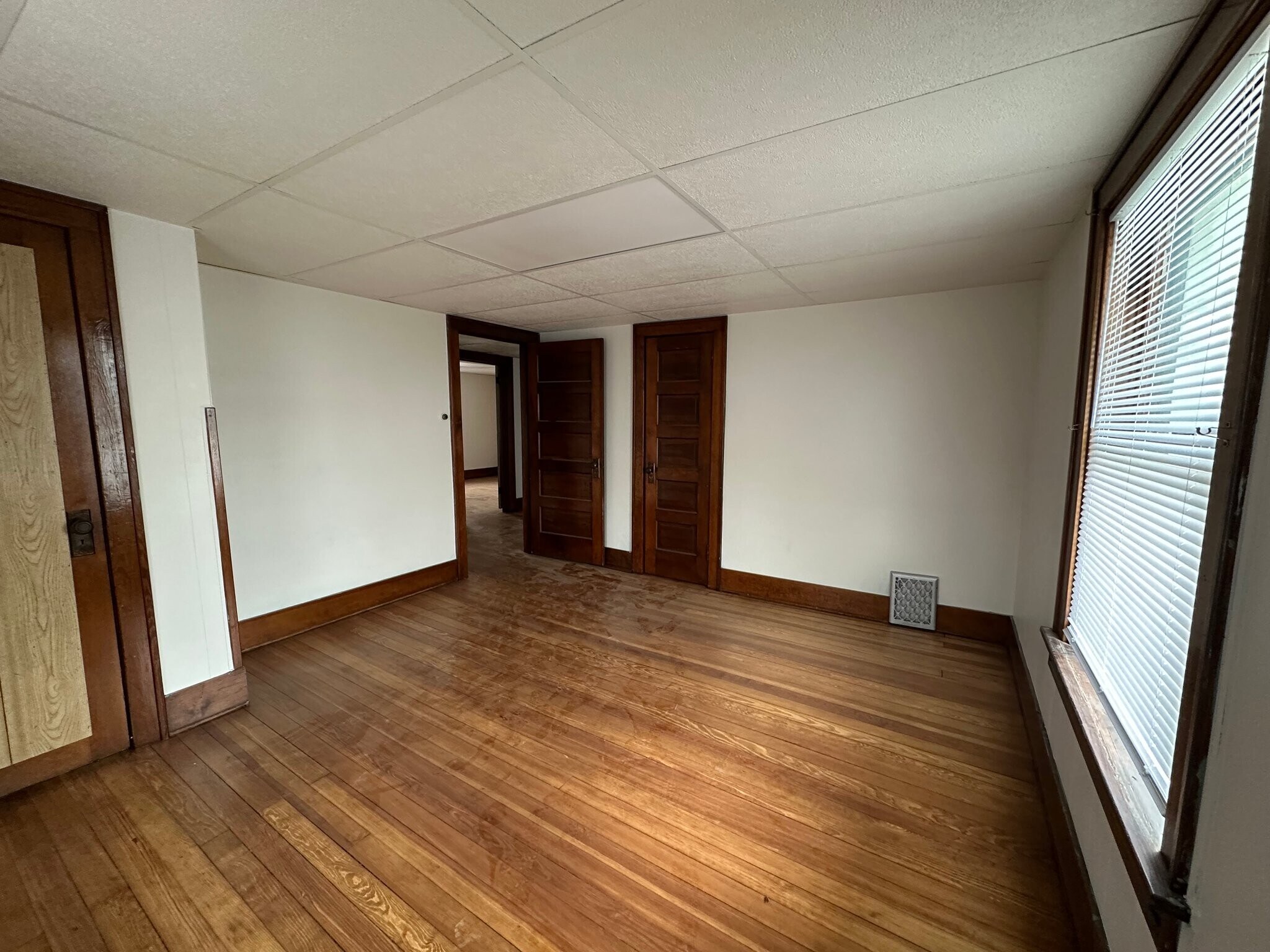 Building Photo - 401 N Hubbard St