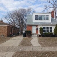 Building Photo - 18411 Meyers Rd
