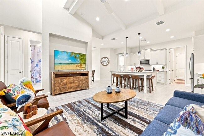 Building Photo - 7239 Saona CT