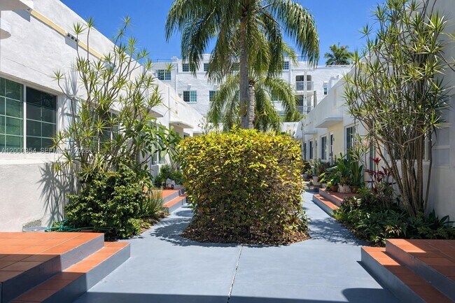 Building Photo - 701 Meridian Ave