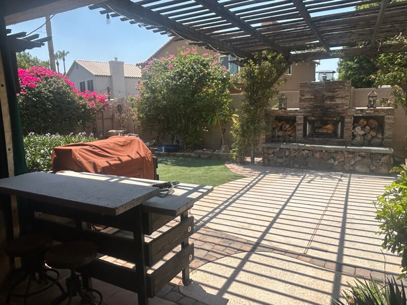 Building Photo - 758 S Lagoon Dr