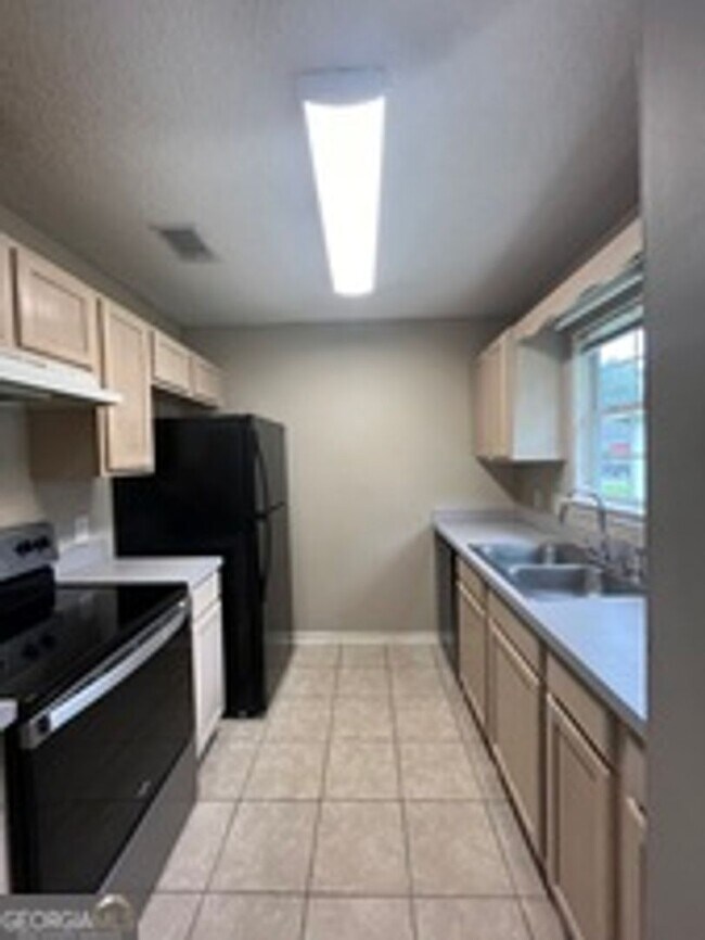 Building Photo - 128 Sapelo Dr