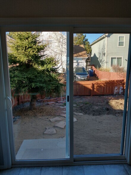 Building Photo - 6124 Scottsbluff Dr