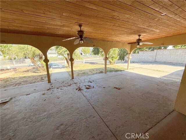 Building Photo - 13474 Hubbard St