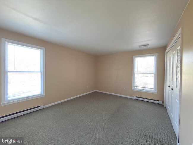 Building Photo - 18077 Raven Rocks Rd