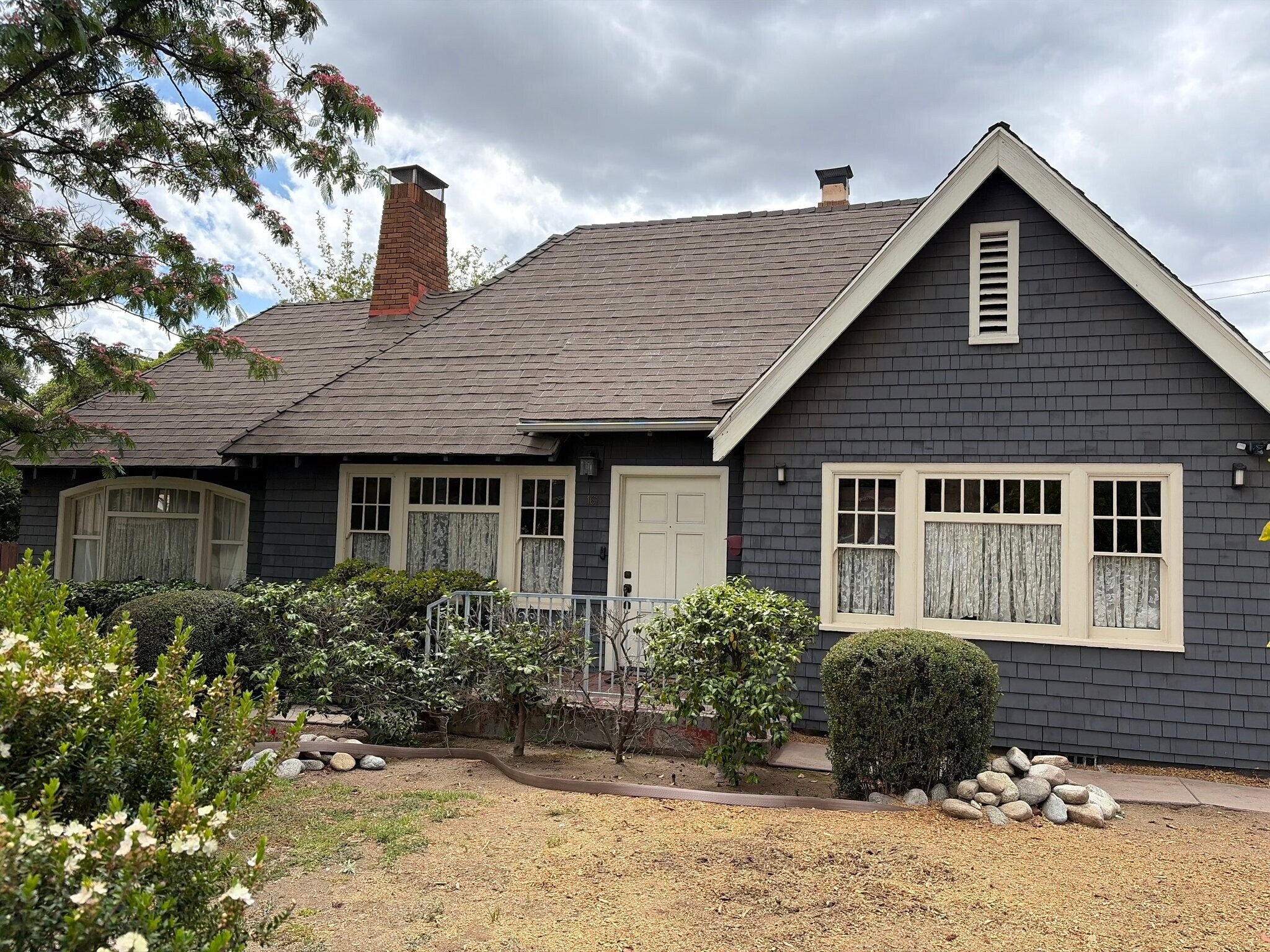 Building Photo - 159 N Canyon Blvd