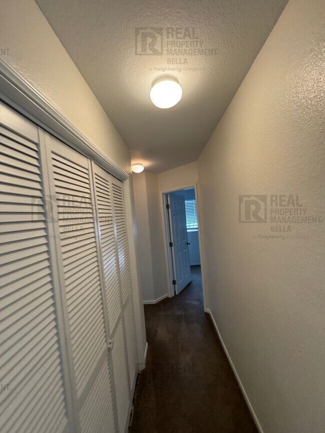 Building Photo - Spacious Moreno Valley Ranch Home with 3-Car Garage & Resort-Style Amenities