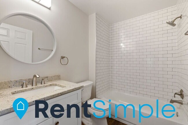 Building Photo - 8075 Lacy Dr