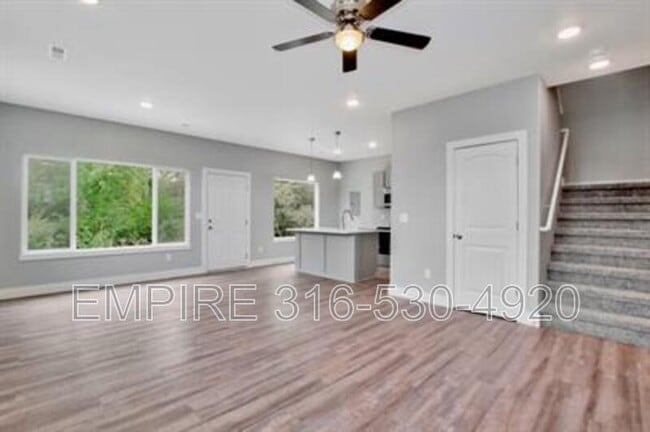 Building Photo - 4775 E 45th St N