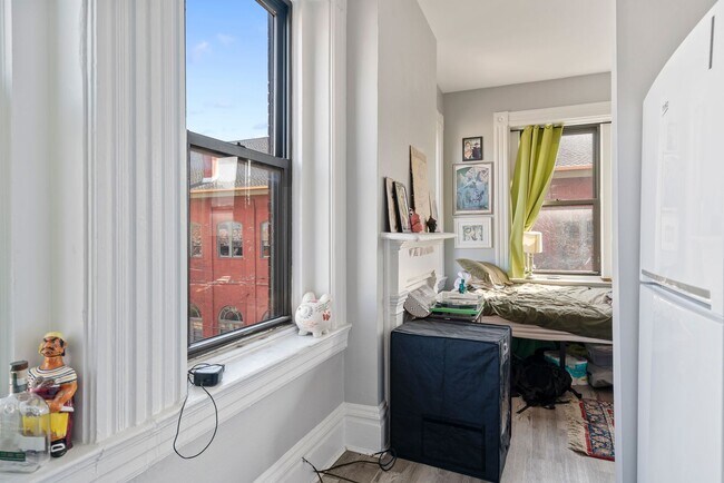 Building Photo - 23 Bedford Square