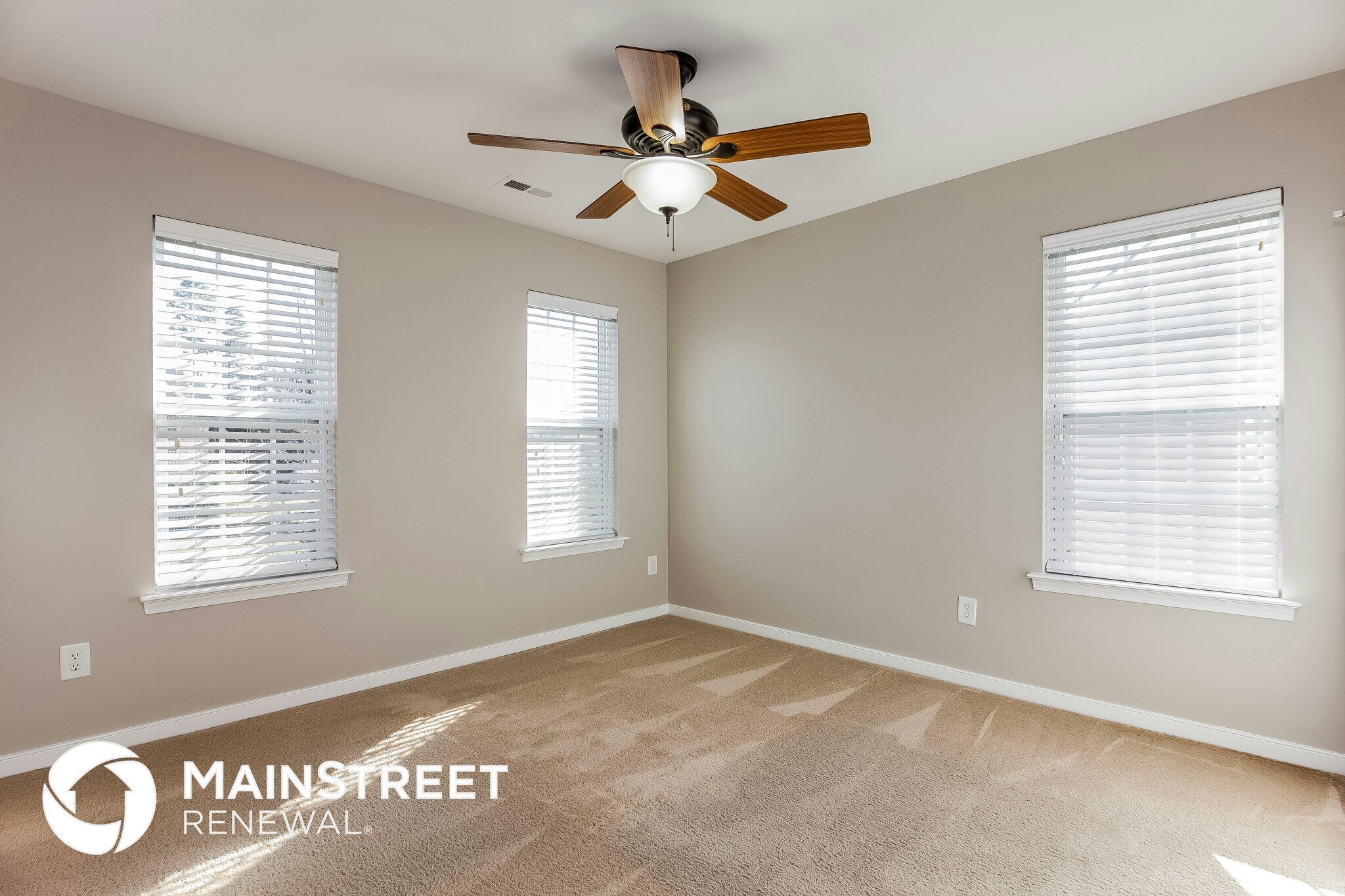 Building Photo - 10620 Candlestick Ct