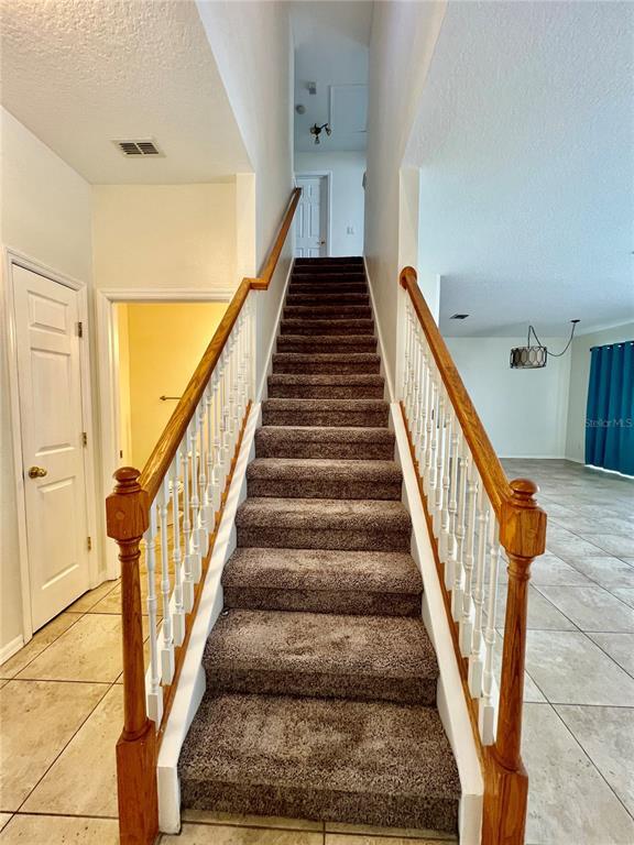 Building Photo - 2509 Silvermoss Dr