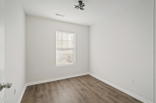 Building Photo - 1304 Cozart St