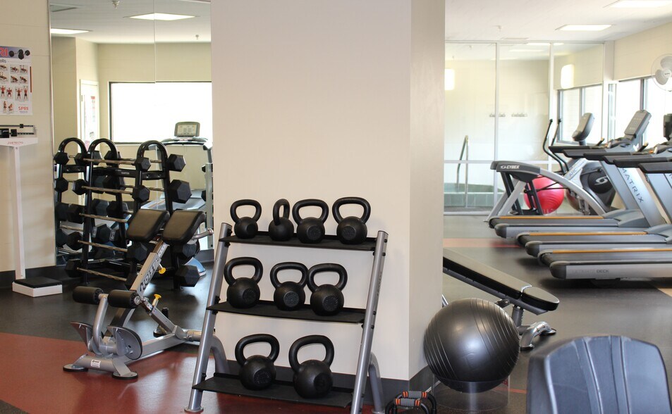 Building Photo - 121 S Washington Ave