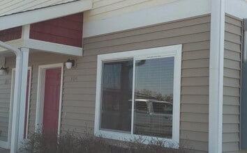 Building Photo - 681 N 2872 E