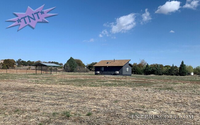 Building Photo - Home in Williamson Valley