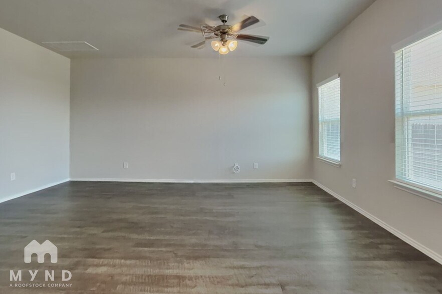 Building Photo - 7508 Twin Pine Ct