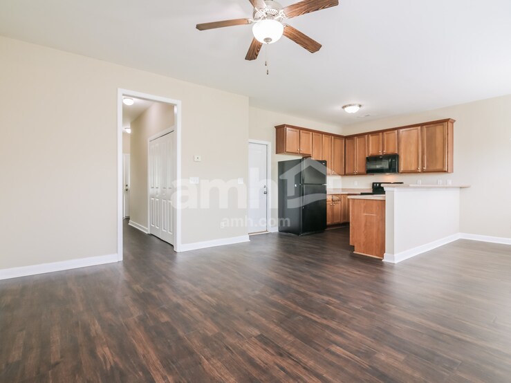 Building Photo - 22 Thornbury Dr