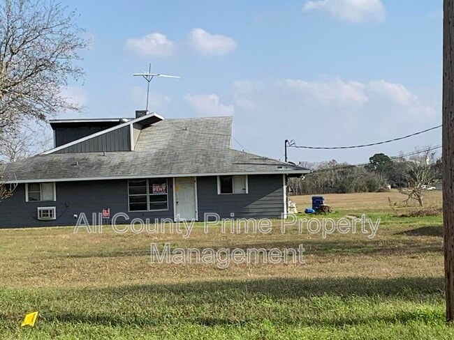 Building Photo - 500 Austin Rd