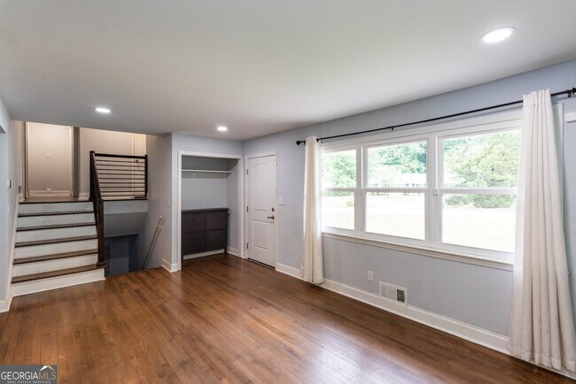 Building Photo - 2752 Arrowood Dr