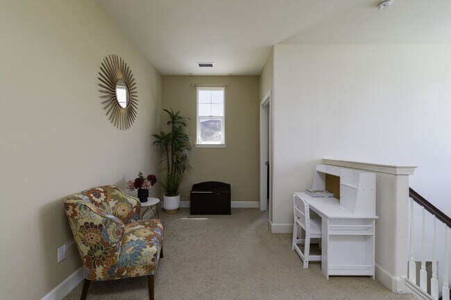 Building Photo - Spacious Home in Damonte Ranch - Large Backyard!