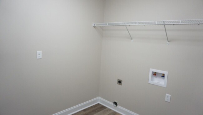 Building Photo - New home in Northlake S/D