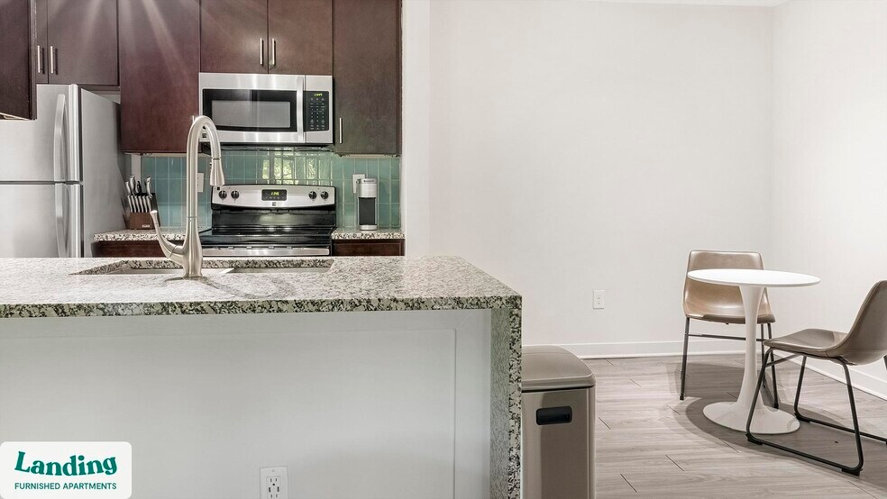 Building Photo - 2745 Holcomb Bridge Rd