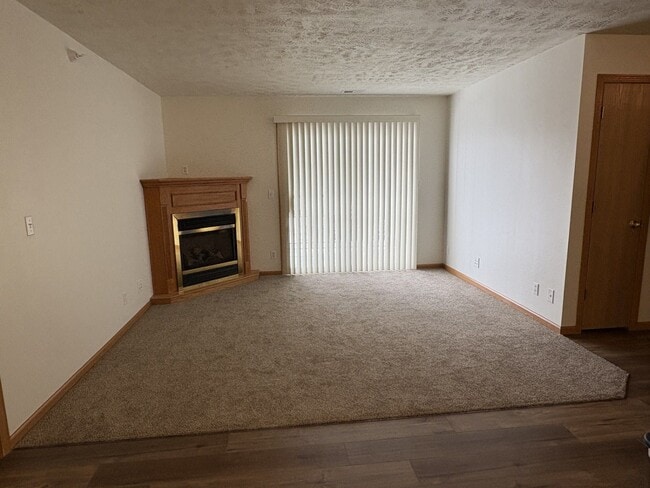 Building Photo - 1604 S Grandview Ave