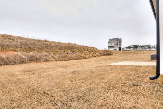 Building Photo - Like New Ranch Minutes from Ft. Eisenhower!