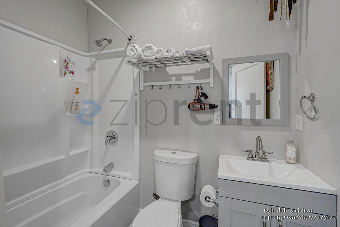 Building Photo - 785 Brush Creek Ln