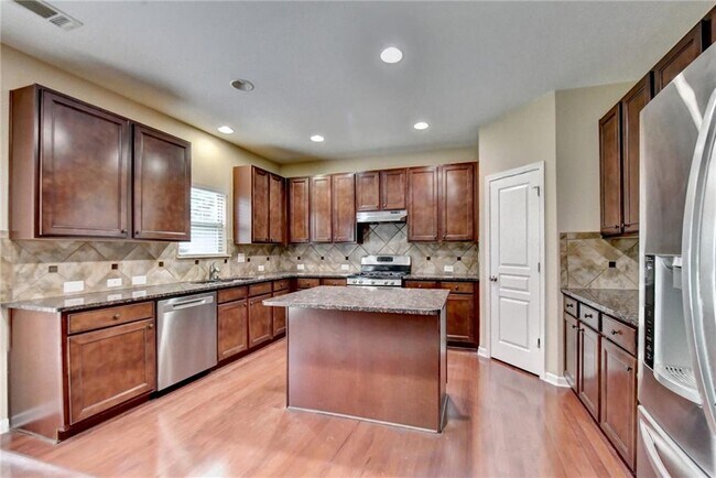 Building Photo - 4228 Woods Creek Ln