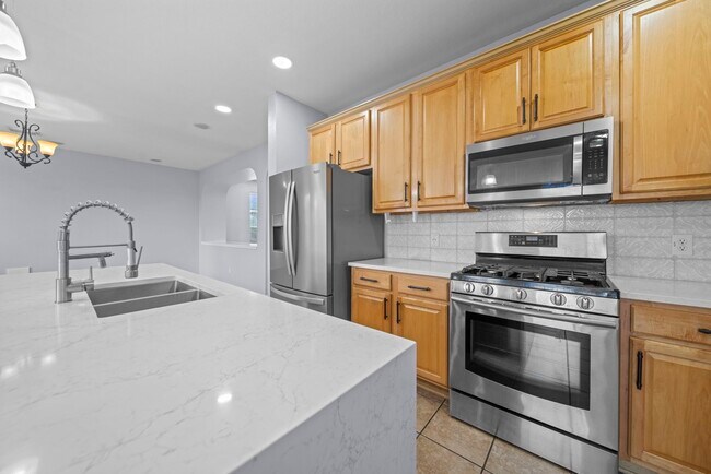 Building Photo - 6323 Channelbrook Ln