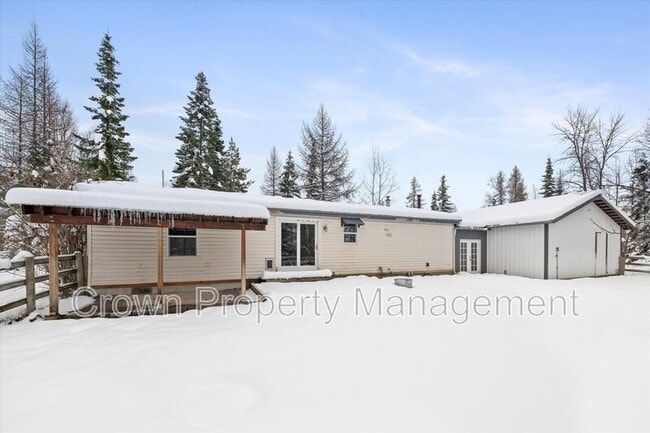 Building Photo - 2520 E Edgewood Dr