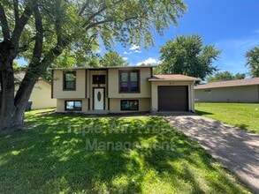 Building Photo - 1464 Monopoly Dr
