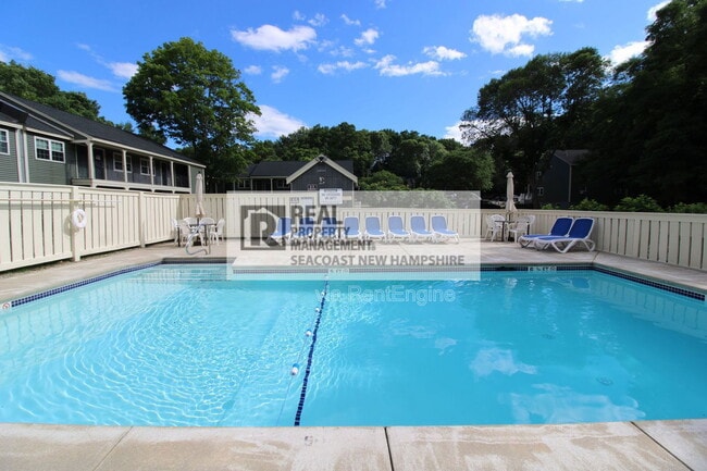 Building Photo - 93 Henry Law Ave