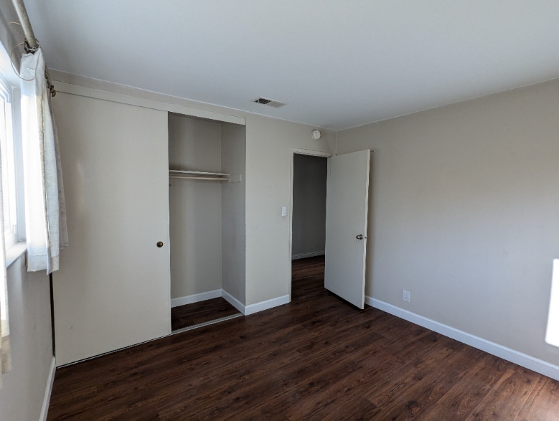 Building Photo - 1820 Sherman Dr