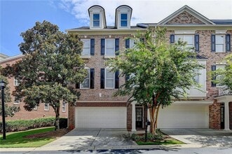 Building Photo - 486 Vinings Estates Dr SE