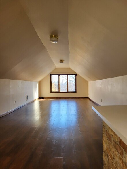 Building Photo - 3240 Pillsbury Ave S