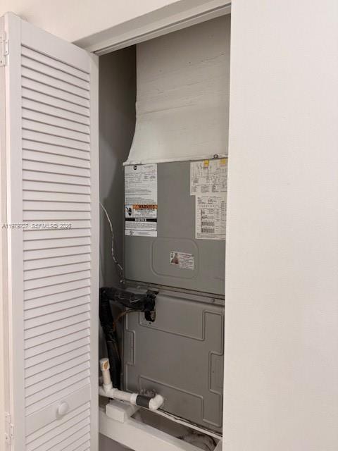 Building Photo - 3609 SW 27th St