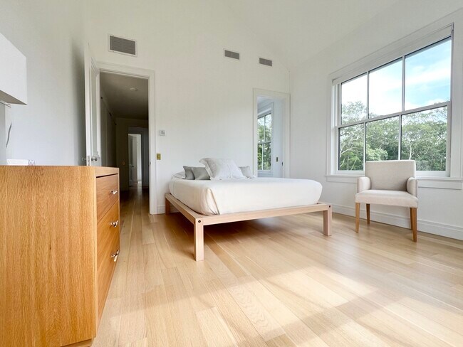 Building Photo - 36 Yuza Mini Ln