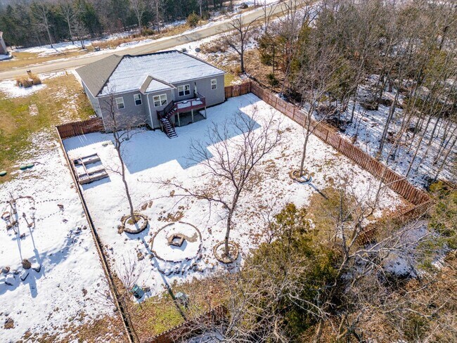 Building Photo - 391 Highpoints Ridge