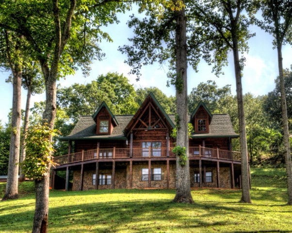 Primary Photo - $1,750 - 2 Bedroom 1 Bathroom Gorgeous Fur...