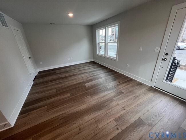 Building Photo - 9480 Pinkman Rd