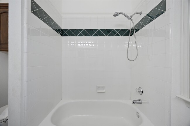 Building Photo - 2045 Chisholm Trail